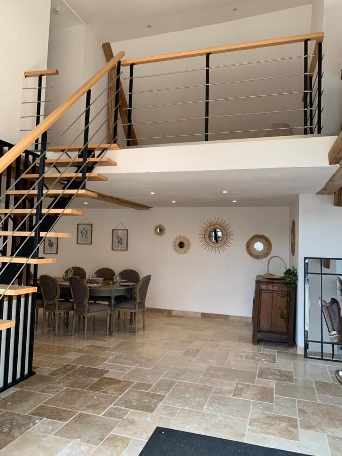 Mesnie Sas Vila Reugny  Exterior foto